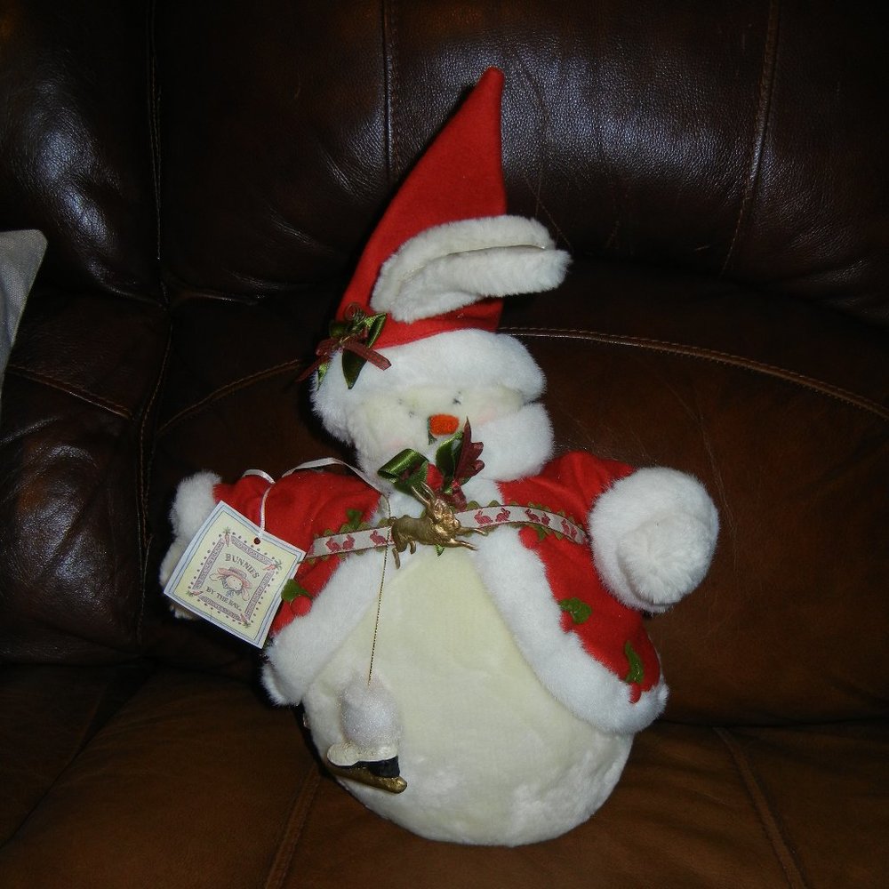 BUNNIES BY THE BAY 1999  Santa Snohare Limited EDITION #307